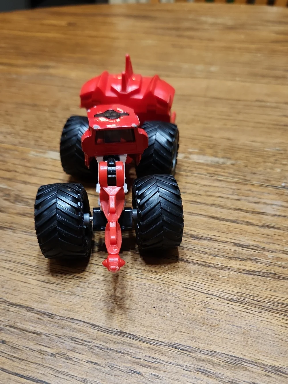Spin Master Monster Jam Dirt Squad Scoopz